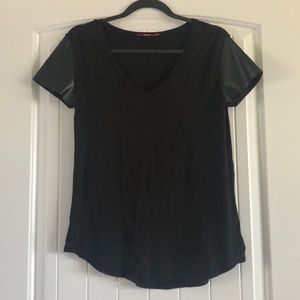 Short sleeve leather/cotton tee